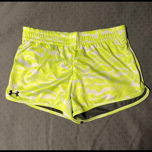 Under Armour Pants - Neon yellow/white underarmour heat gear shorts